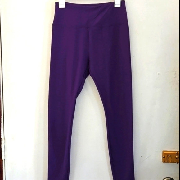 VERA WANG STRETCH LEGGINGS - Picture 8 of 8